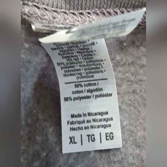 💜3/$24.00💜 Gildan Gray Crewneck XL - Picture 2 of 5